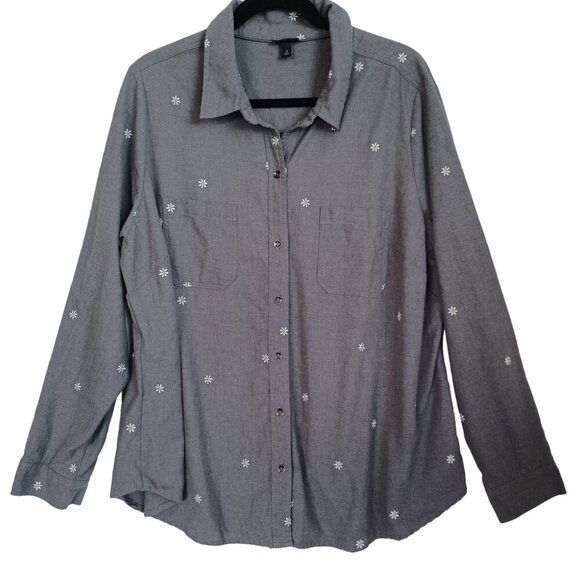 torrid Tops - Torrid‎ Shirt Daisy Embroidered Button Front Gray Cotton Taylor Womens 2X